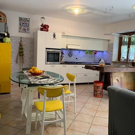 Apartment La Volpe E L'iris By World *