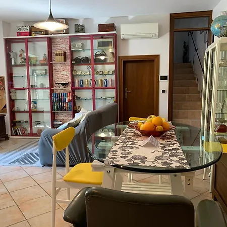 Apartamento La Volpe E L'iris By World *